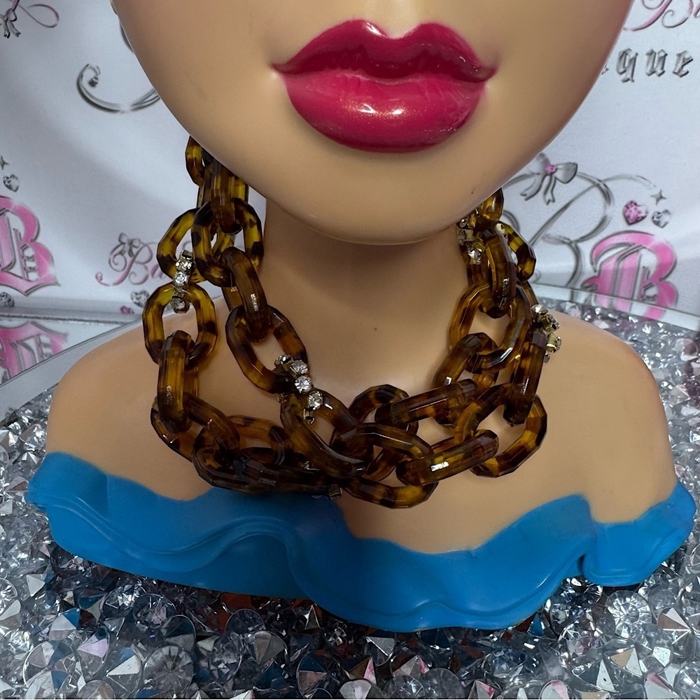 Necklace chain link brown tortoise 🐢 shell with bling rhinestone cusps luxe